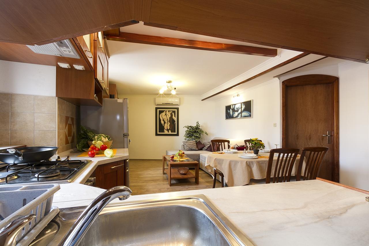 Apartment Nino Rovinj Ruang foto