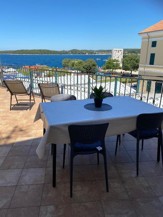 Apartment Nino Rovinj Bagian luar foto